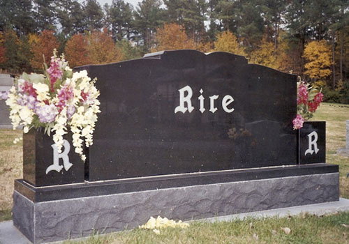 RL-Monument-47-500x350 Everlasting Monument - Monument 47